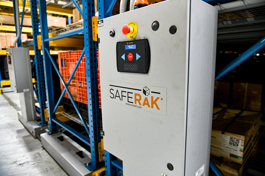 Miller Industries | SAFERAK® 32P AND SAFERAK® 60P HEAVY-DUTY POWERED MOBILE RACKING SYSTEMS